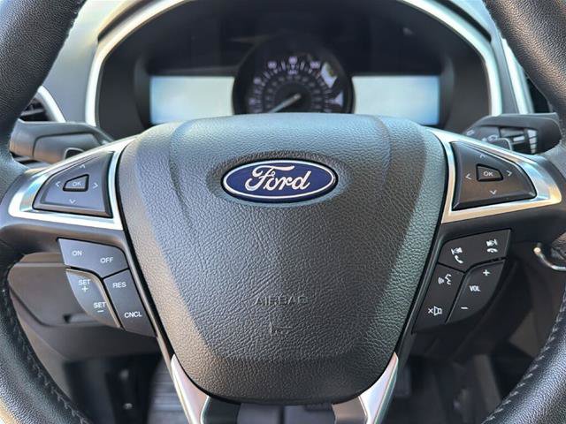 Certified 2018 Ford Edge SEL w/ Equipment Group 201A AWD/4WD image 17