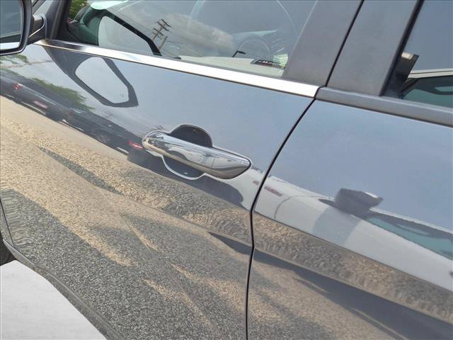Used 2024 Hyundai Elantra Limited FWD image 15