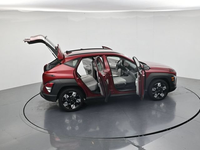 Used 2025 Hyundai Kona SEL FWD image 47