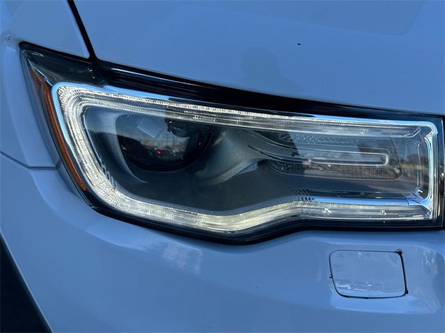 Used 2018 Jeep Grand Cherokee Summit image 9