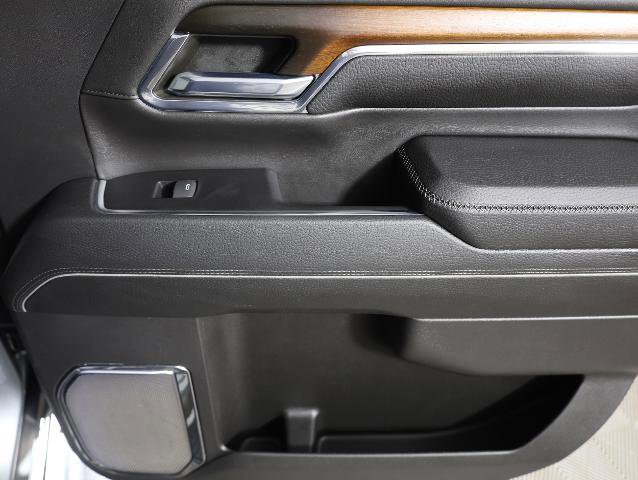 Used 2024 GMC Sierra 3500 Denali w/ Denali Reserve Package image 31