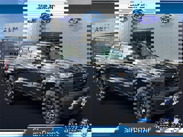 Used 2024 Chevrolet Colorado Trail Boss w/ Advanced Trailering Package image 1