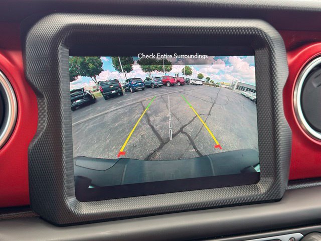 Used 2021 Jeep Wrangler Unlimited Rubicon AWD/4WD image 17