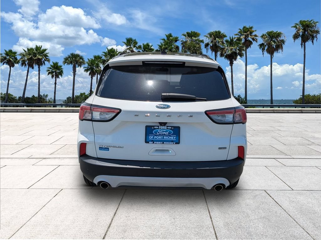 Certified 2020 Ford Escape Titanium w/ Titanium Premium Package 2.0 FWD image 6