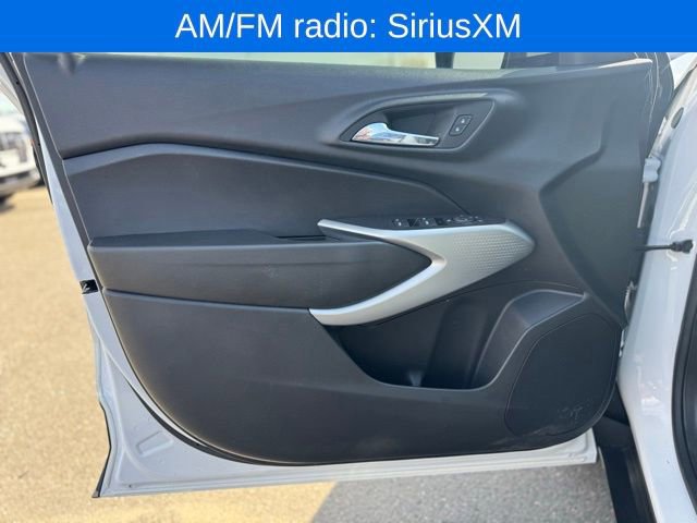 Used 2024 Chevrolet Trax RS w/ Driver Confidence Package FWD image 12