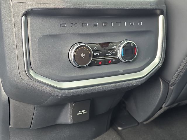 Certified 2025 Ford Expedition Platinum image 34