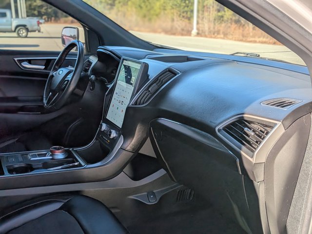 Certified 2022 Ford Edge ST-Line image 39