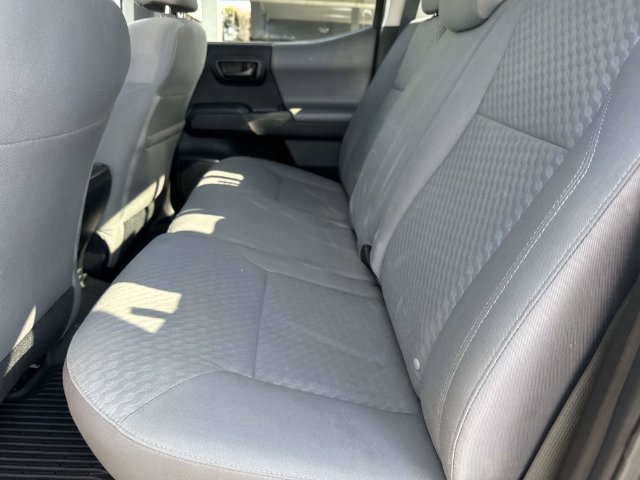 Used 2022 Toyota Tacoma SR AWD/4WD image 15