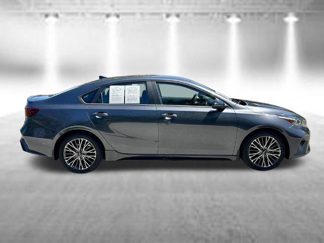 Used 2024 Kia Forte GT-Line w/ GT-Line Premium Package FWD image 4