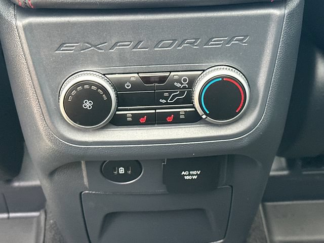 Certified 2025 Ford Explorer ST-Line w/ Premium Package AWD/4WD image 19
