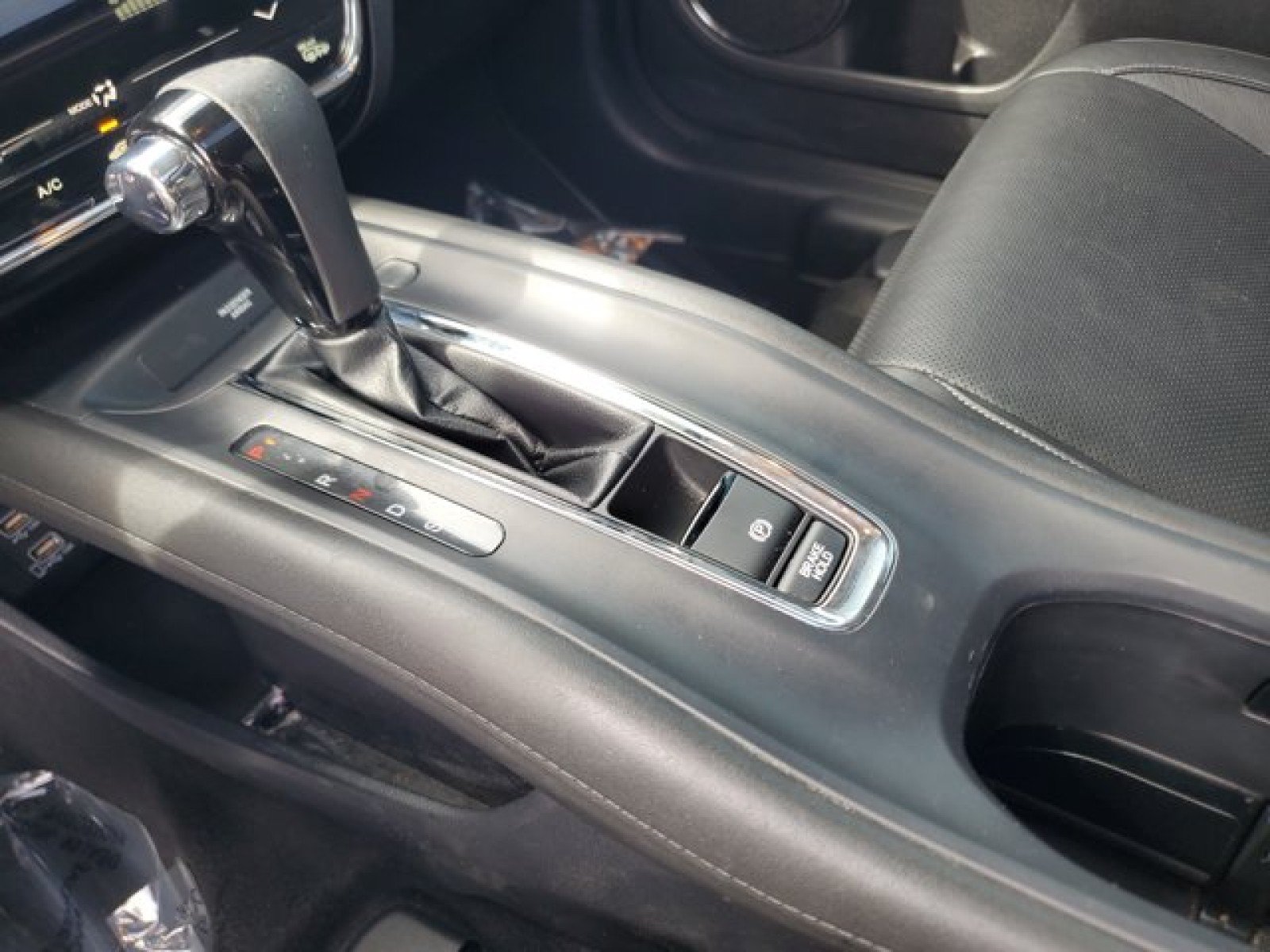 Used 2022 Honda HR-V EX-L image 23