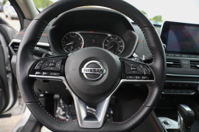 Used 2020 Nissan Altima 2.5 SR w/ Premium Package FWD image 38