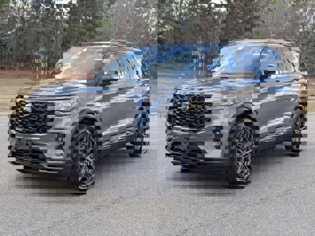 Certified 2025 Ford Explorer ST-Line w/ Premium Package image 8