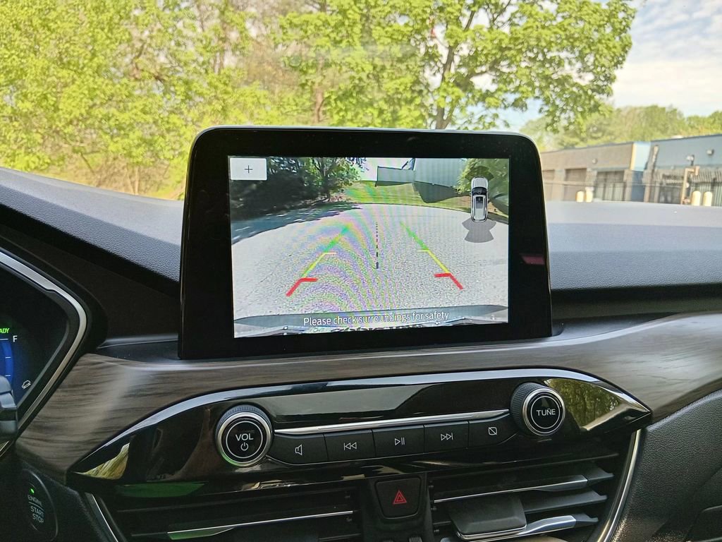 Certified 2020 Ford Escape Titanium w/ Titanium Premium Package 2.0 image 22