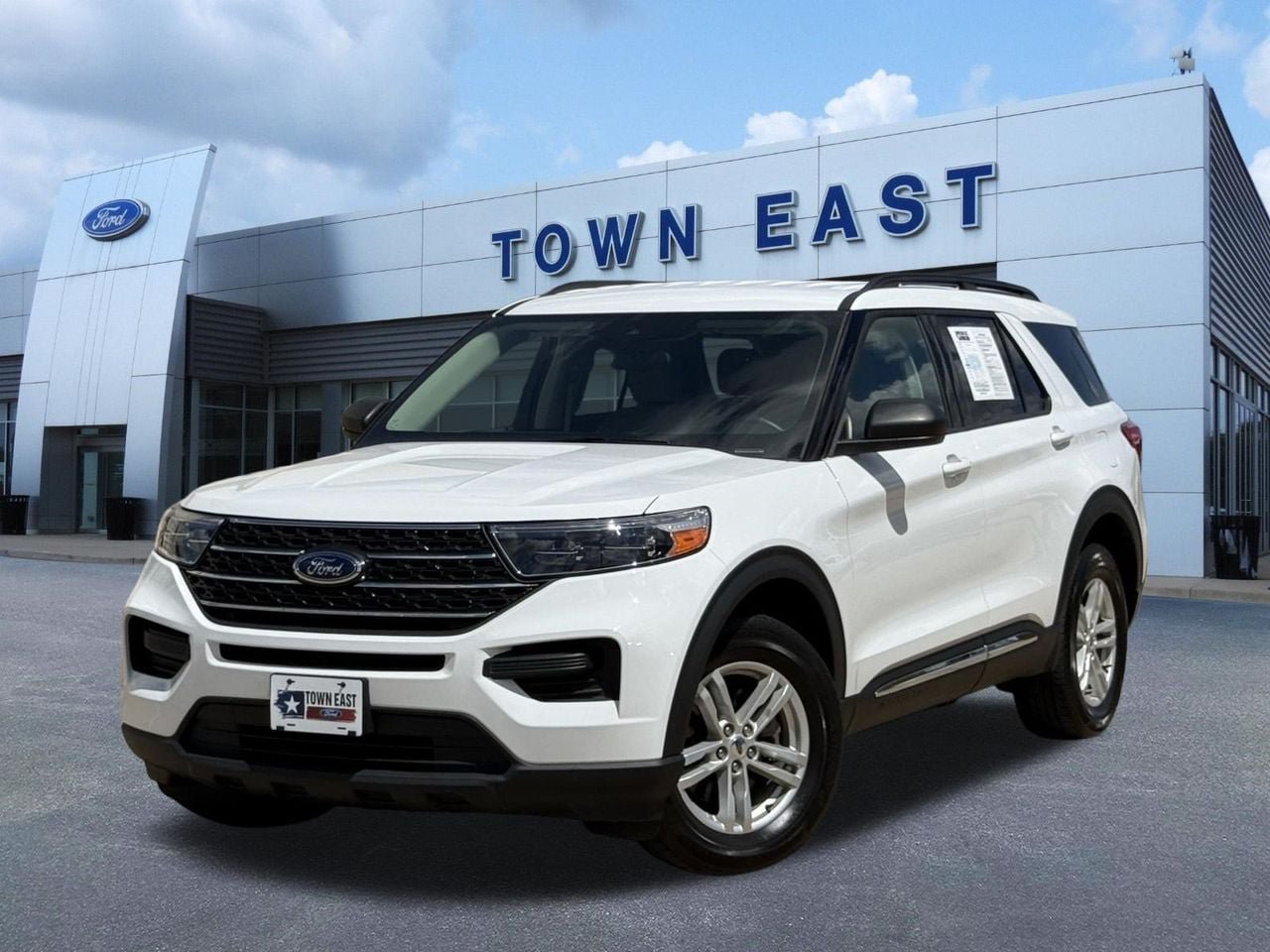 Certified 2023 Ford Explorer XLT
