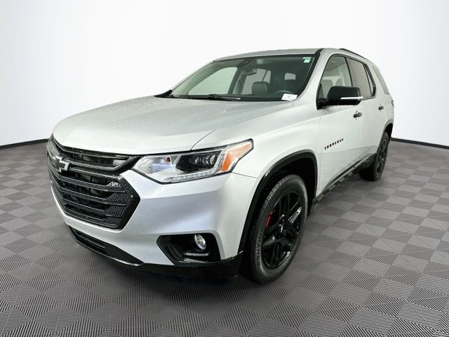Used 2021 Chevrolet Traverse Premier w/ Redline Edition FWD image 7