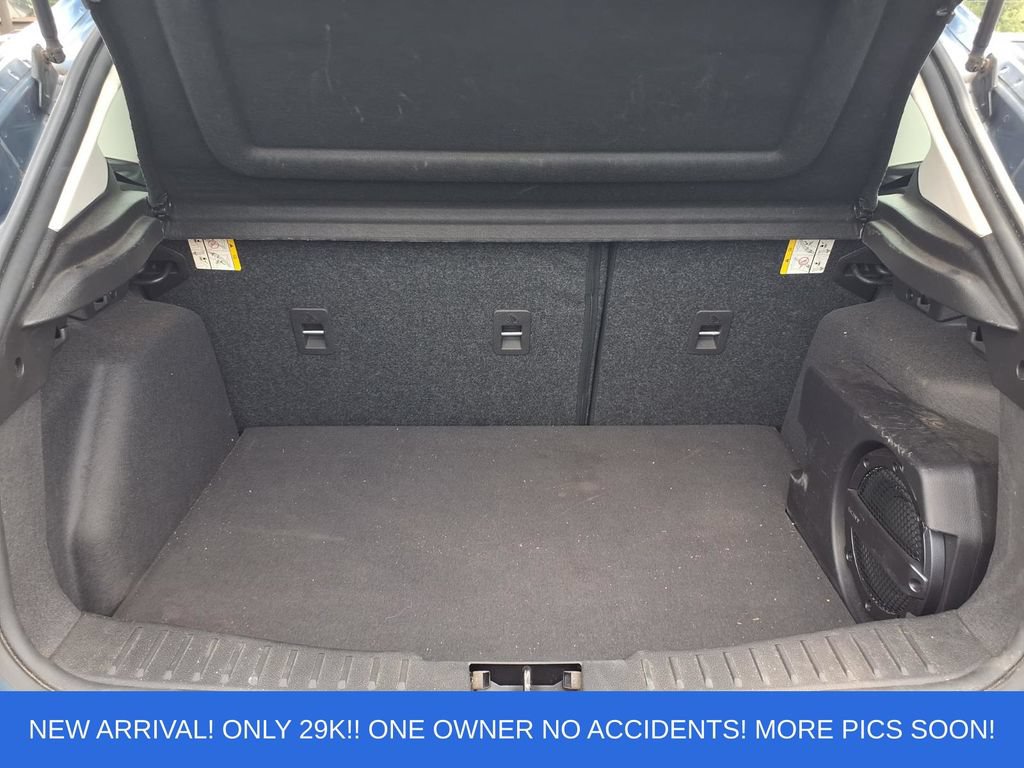Certified 2018 Ford Focus SEL FWD image 22