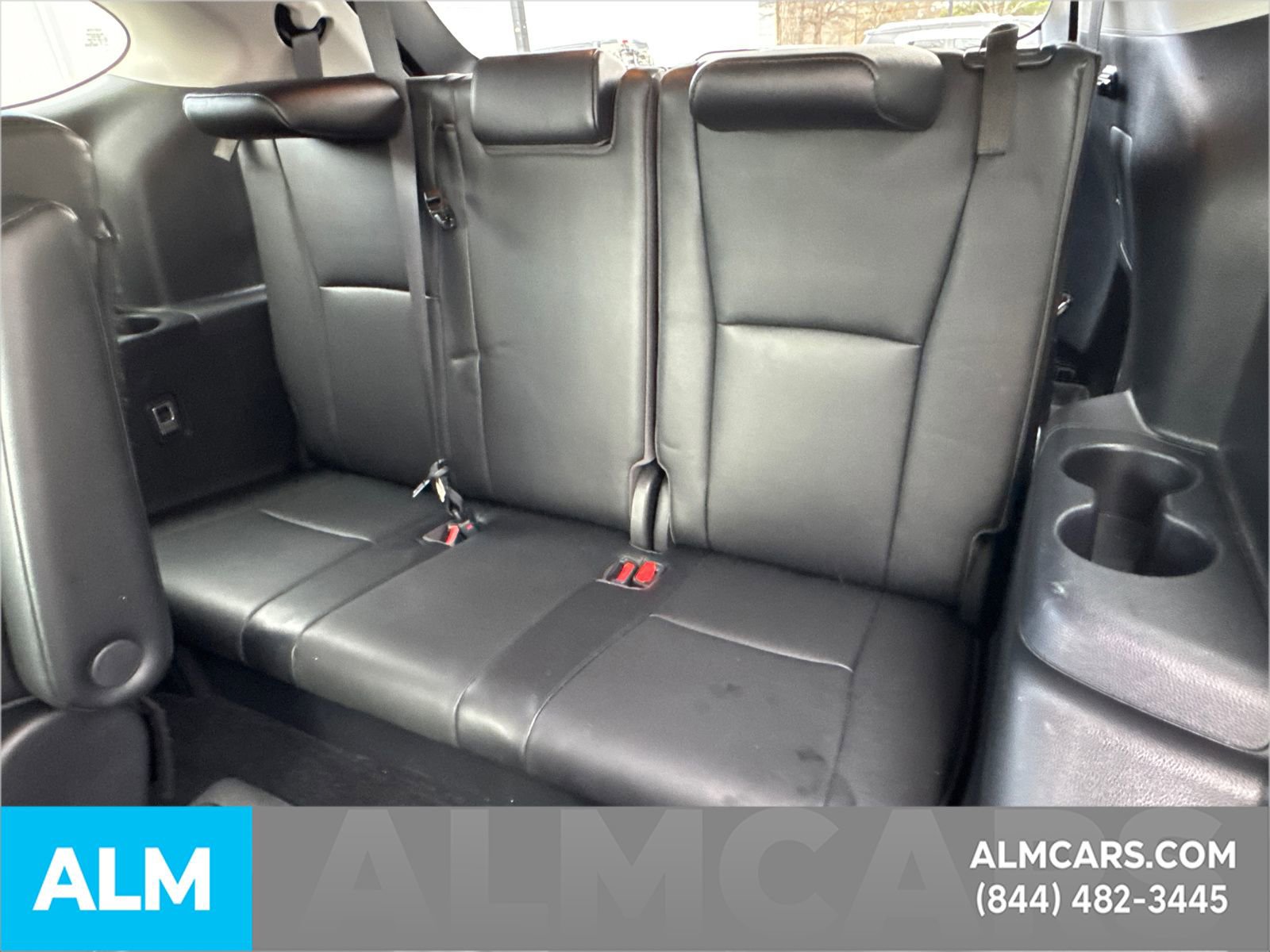 Used 2021 Toyota Highlander XLE image 27