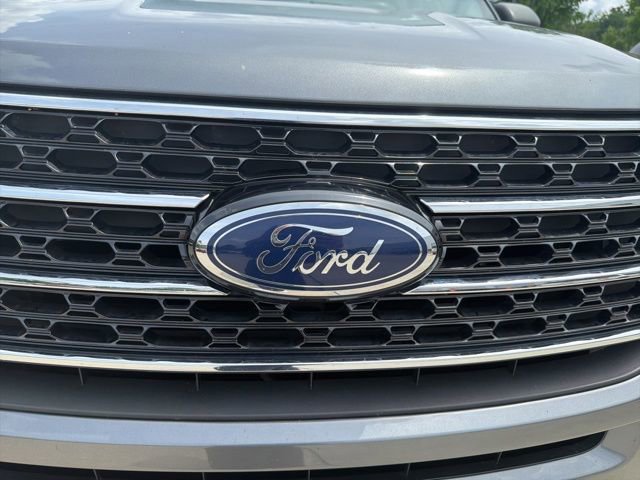 Certified 2021 Ford Explorer XLT w/ Equipment Group 202A AWD/4WD image 23