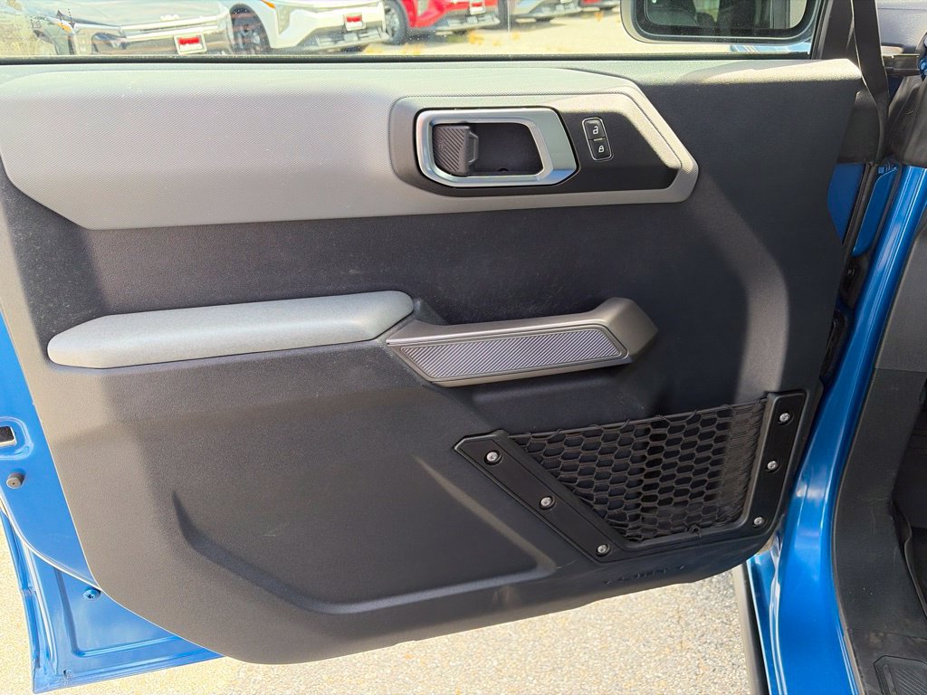 Certified 2022 Ford Bronco Black Diamond AWD/4WD image 12