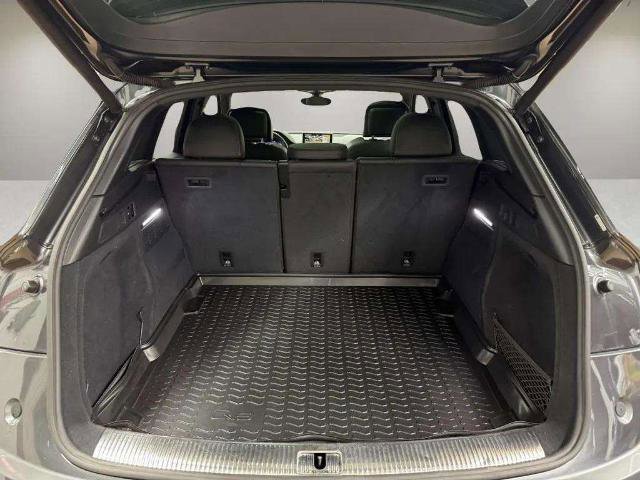 Used 2019 Audi SQ5 Prestige image 29