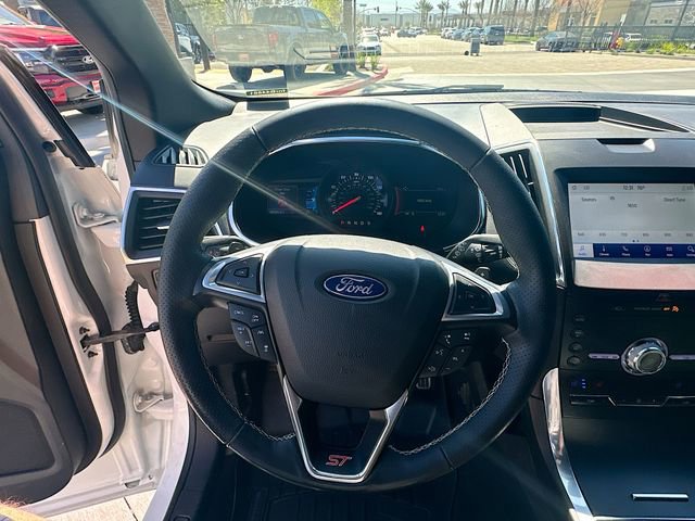 Certified 2020 Ford Edge ST w/ Equipment Group 401A image 12