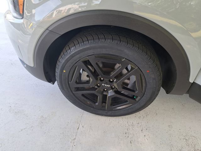 Used 2023 Kia Telluride EX X-Line image 29