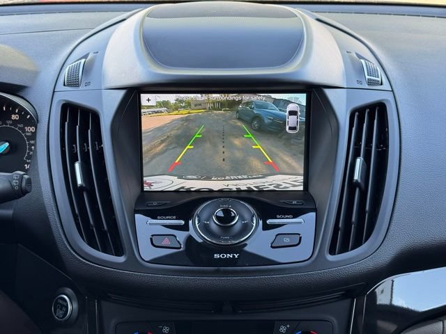 Certified 2019 Ford Escape Titanium w/ U9j03 - Titanium Tow Package AWD/4WD image 4