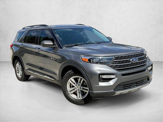 Certified 2023 Ford Explorer XLT w/ Equipment Group 202A RWD image 11