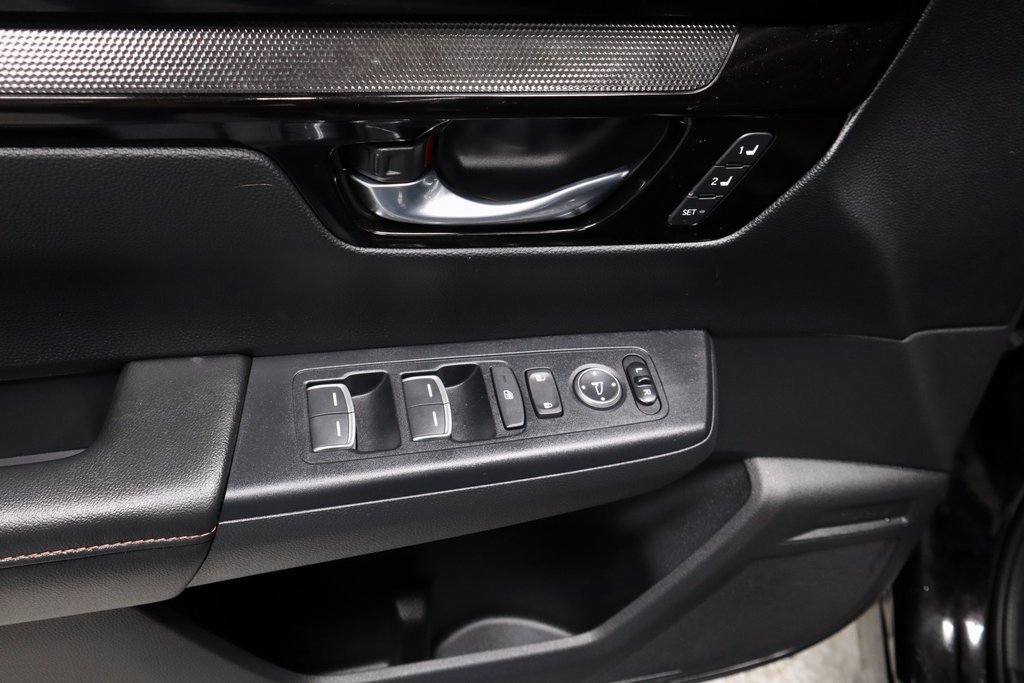 Used 2025 Honda CR-V Sport Touring image 26