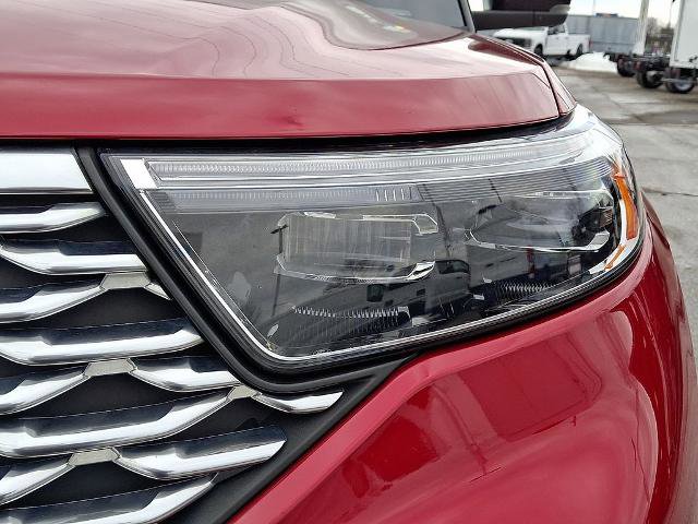 Certified 2023 Ford Explorer Platinum w/ Equipment Group 601A AWD/4WD image 10