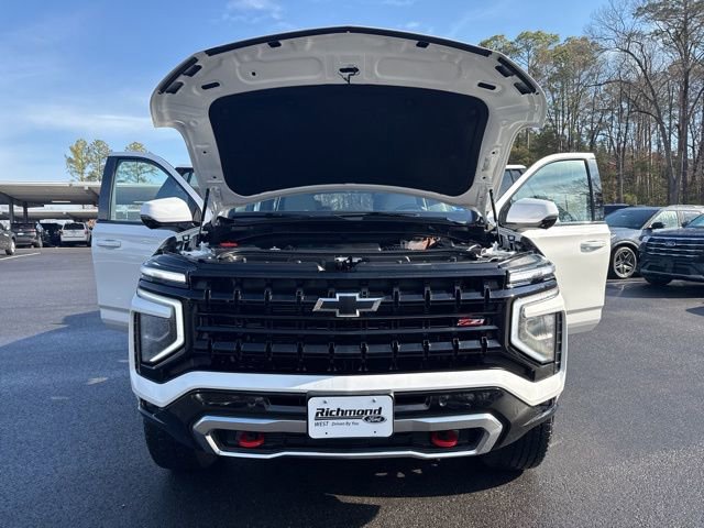 Used 2025 Chevrolet Tahoe Z71 w/ Comfort Package image 9