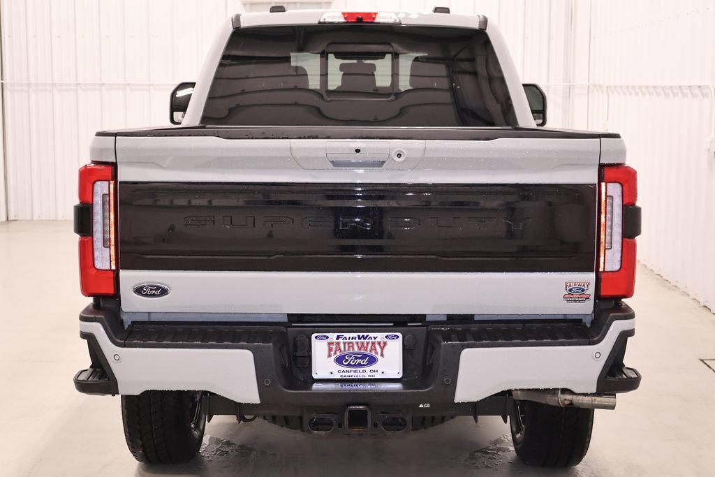 Certified 2025 Ford F250 Platinum w/ Tremor Off-Road Package AWD/4WD image 9