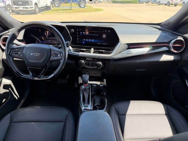 Used 2024 Chevrolet Trax RS w/ Sunroof Package FWD image 21