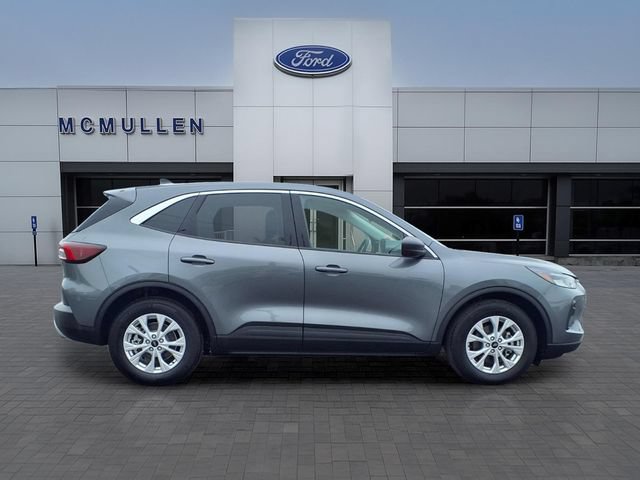 Certified 2024 Ford Escape Active w/ Cold Weather Package FWD image 8
