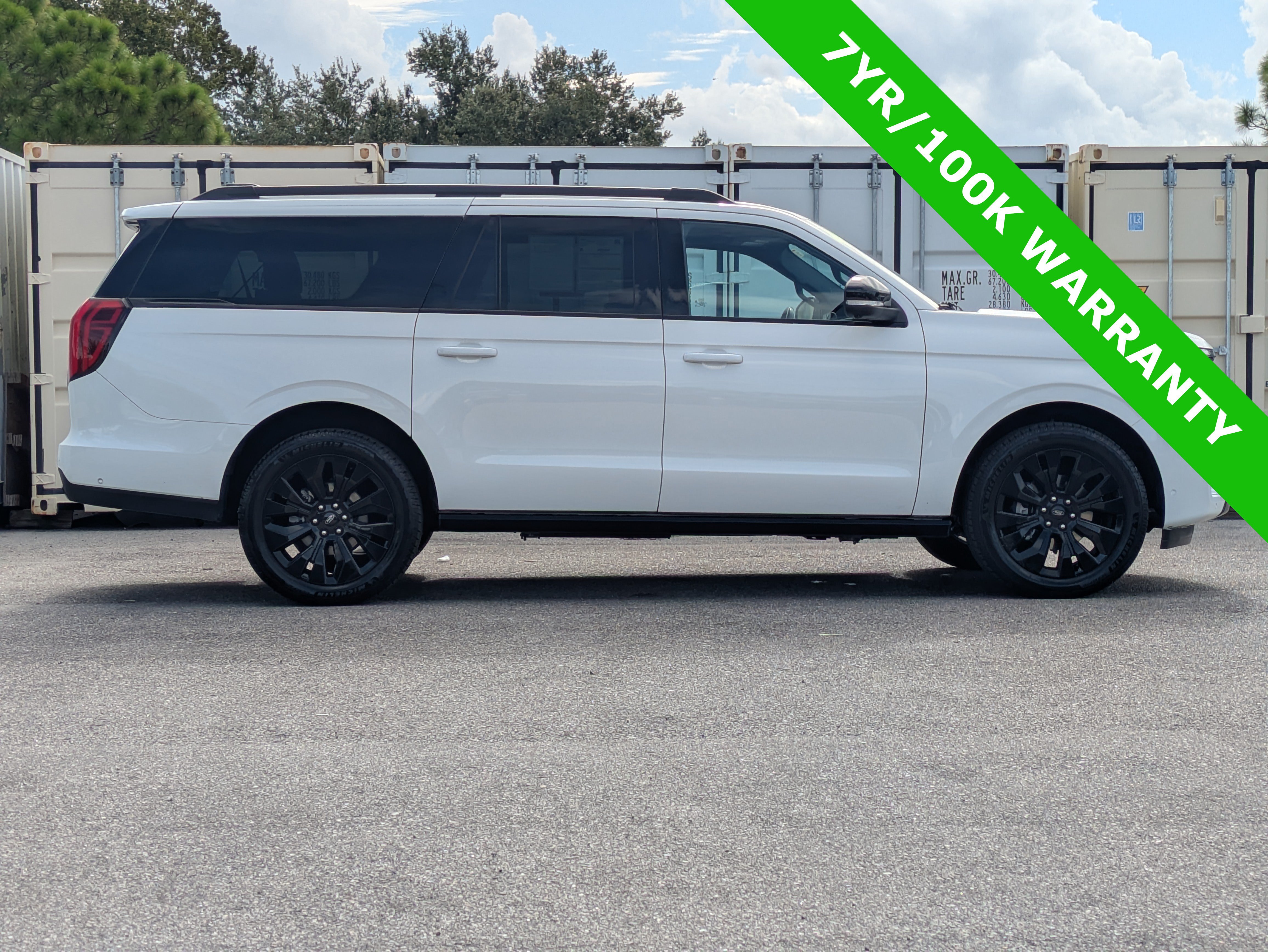 Certified 2025 Ford Expedition Max Platinum w/ Stealth Appearance Package AWD/4WD image 4