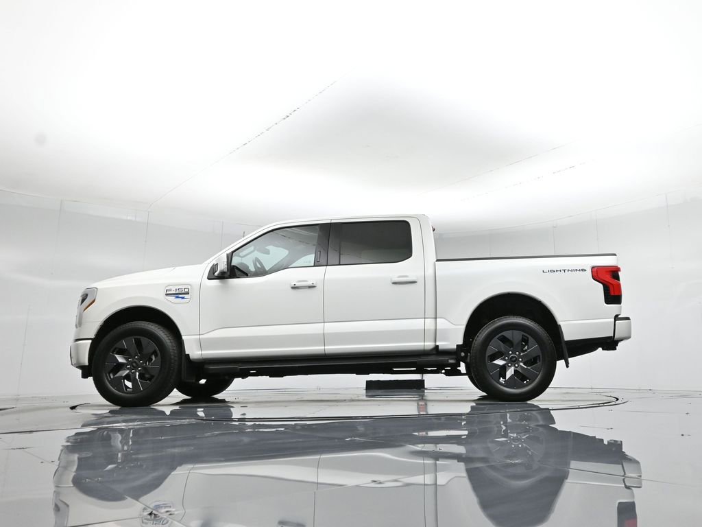 Certified 2022 Ford F150 Lightning Lariat image 59