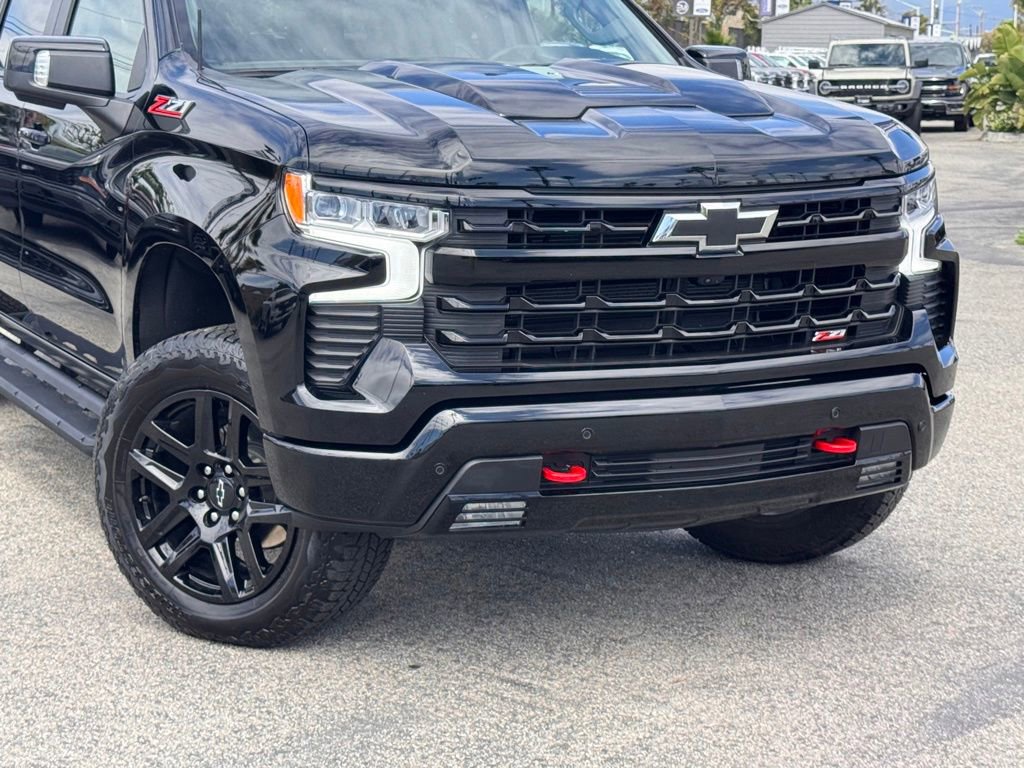 Used 2025 Chevrolet Silverado 1500 LT Trail Boss w/ LT Trail Boss Premium Package image 3