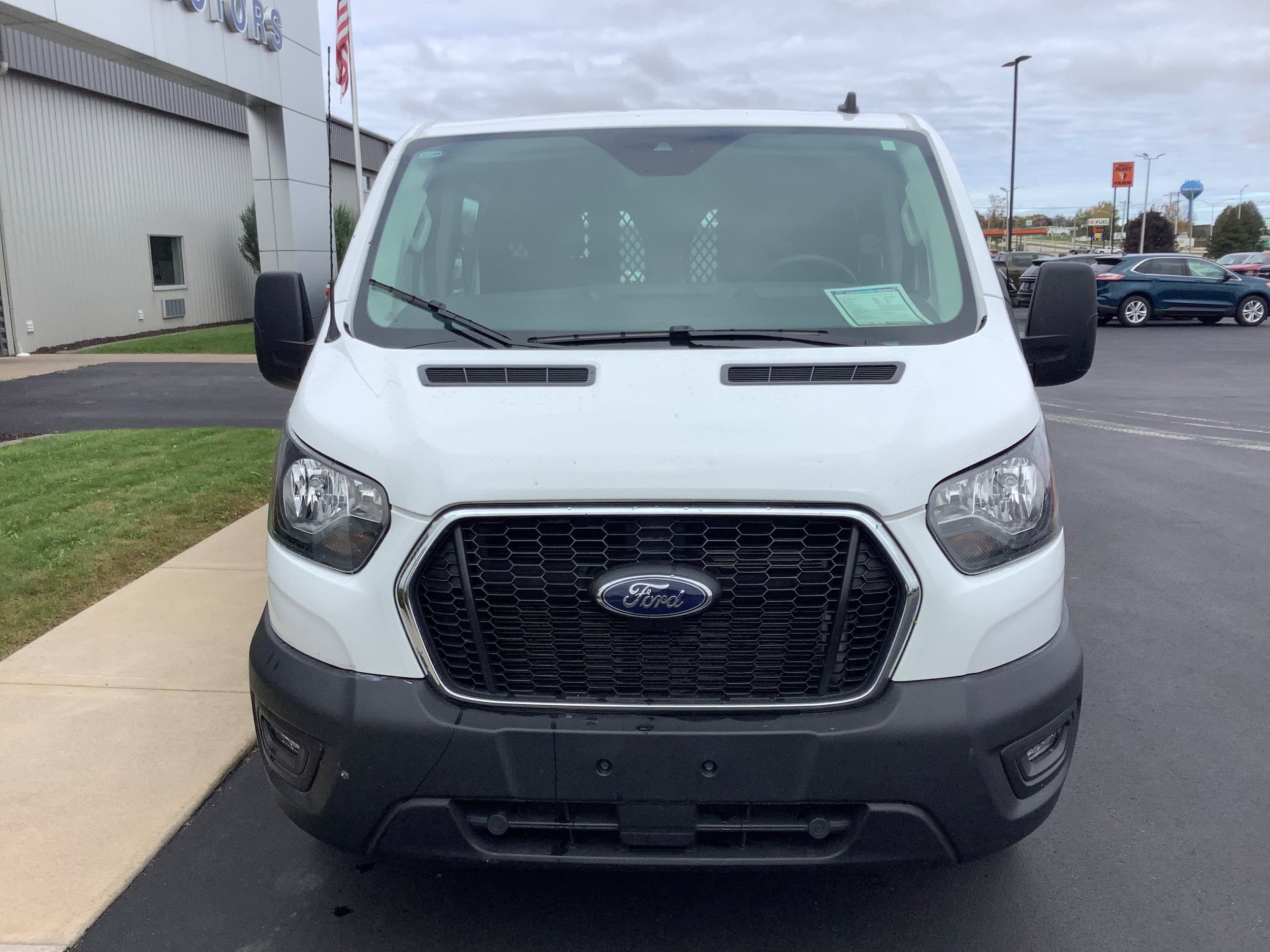 Certified 2024 Ford Transit 250 Low Roof w/ Exterior Upgrade Package RWD image 3