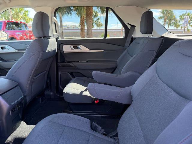 Certified 2025 Ford Explorer Active image 21