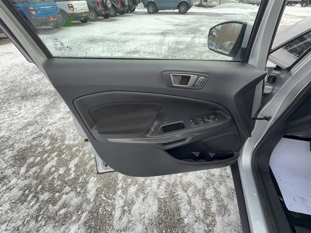 Certified 2022 Ford EcoSport SE image 11