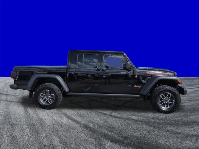 Used 2025 Jeep Gladiator Mojave w/ Safety Group AWD/4WD image 3