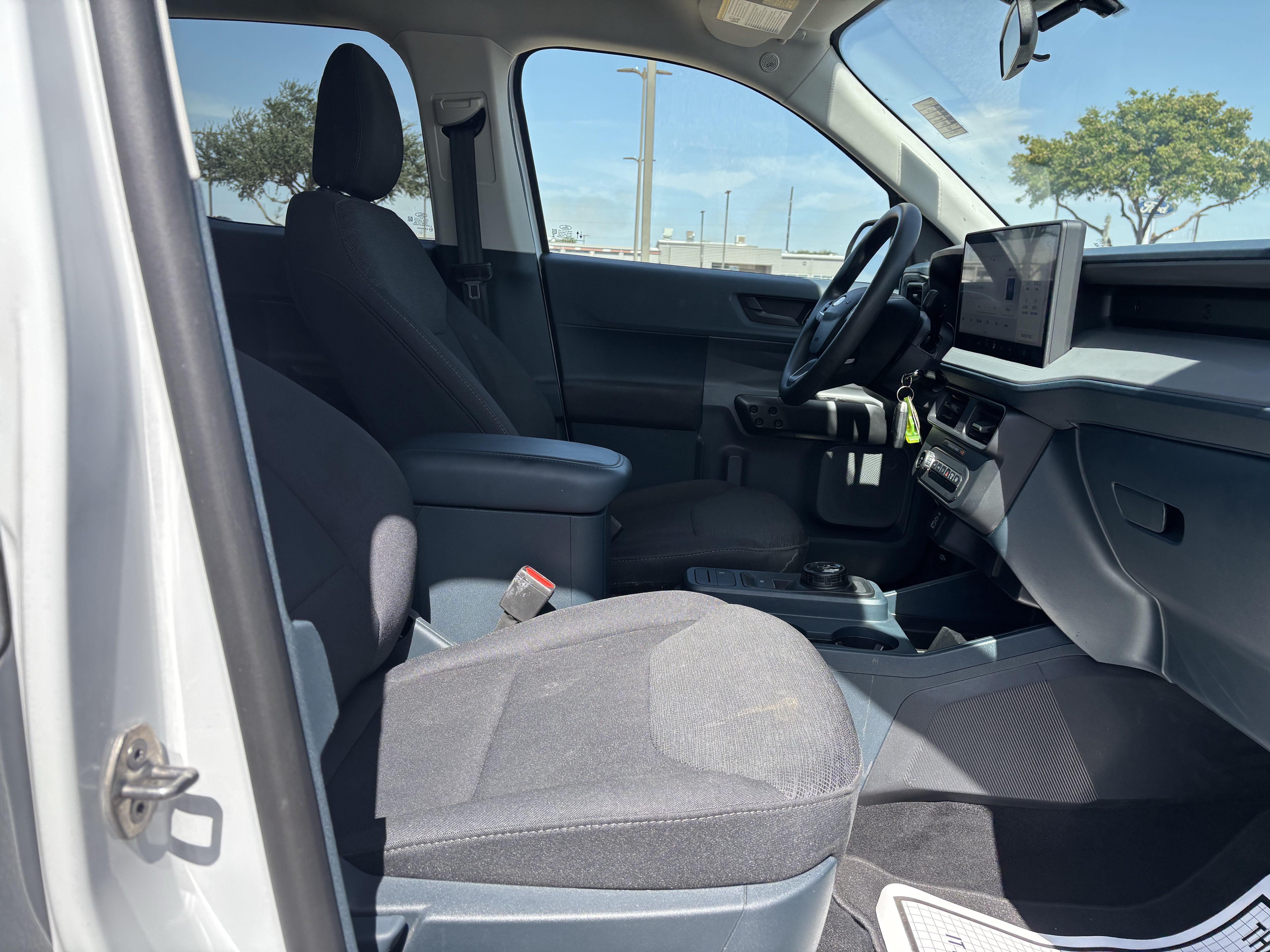 Certified 2025 Ford Maverick XL FWD image 22