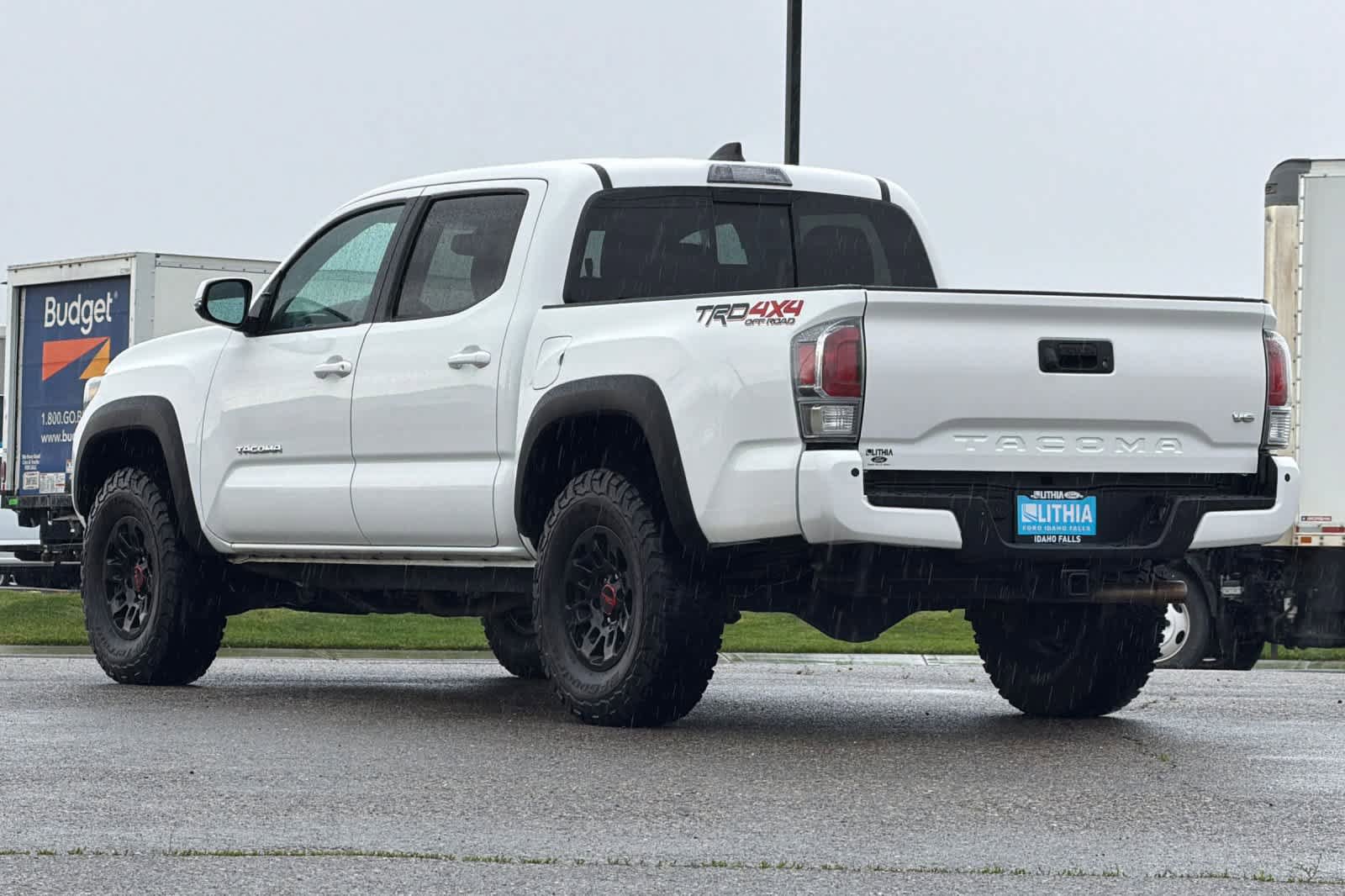 Used 2020 Toyota Tacoma TRD Off-Road w/ Technology Package AWD/4WD image 6