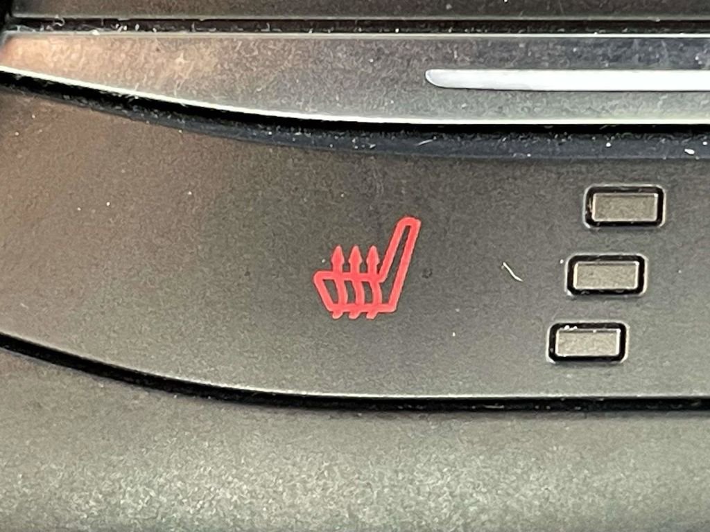 Certified 2020 Ford Escape SE image 19