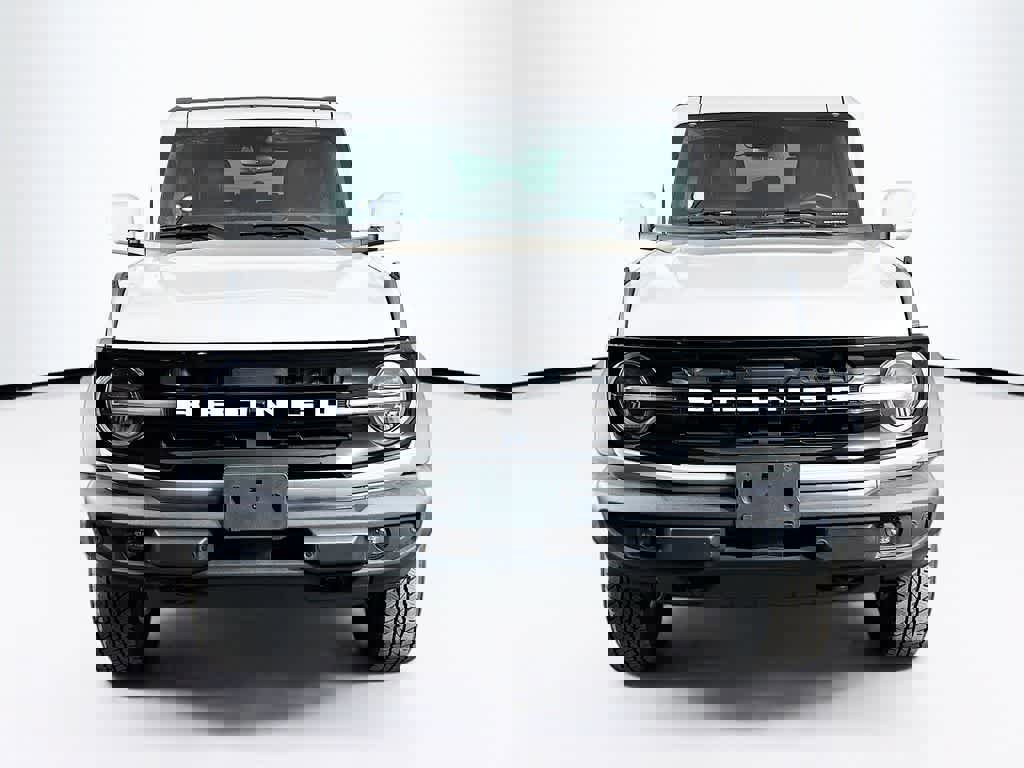 Certified 2021 Ford Bronco Outer Banks w/ Sasquatch Package image 8