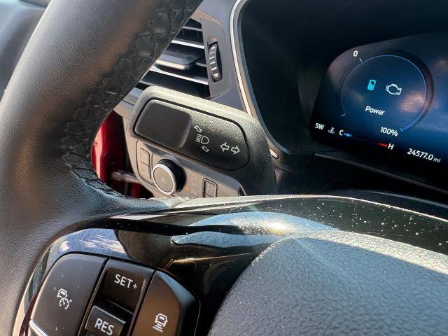 Certified 2024 Ford Escape Platinum w/ Premium Technology Package AWD/4WD image 17