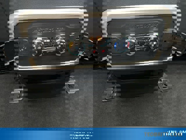 Certified 2024 Ford Expedition Limited image 16