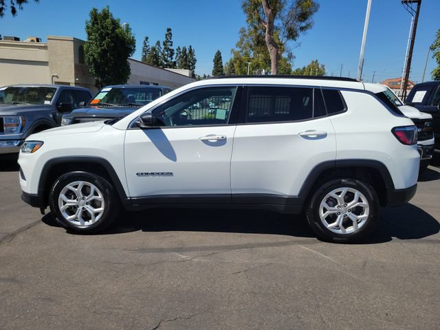 Used 2024 Jeep Compass Latitude AWD/4WD image 26