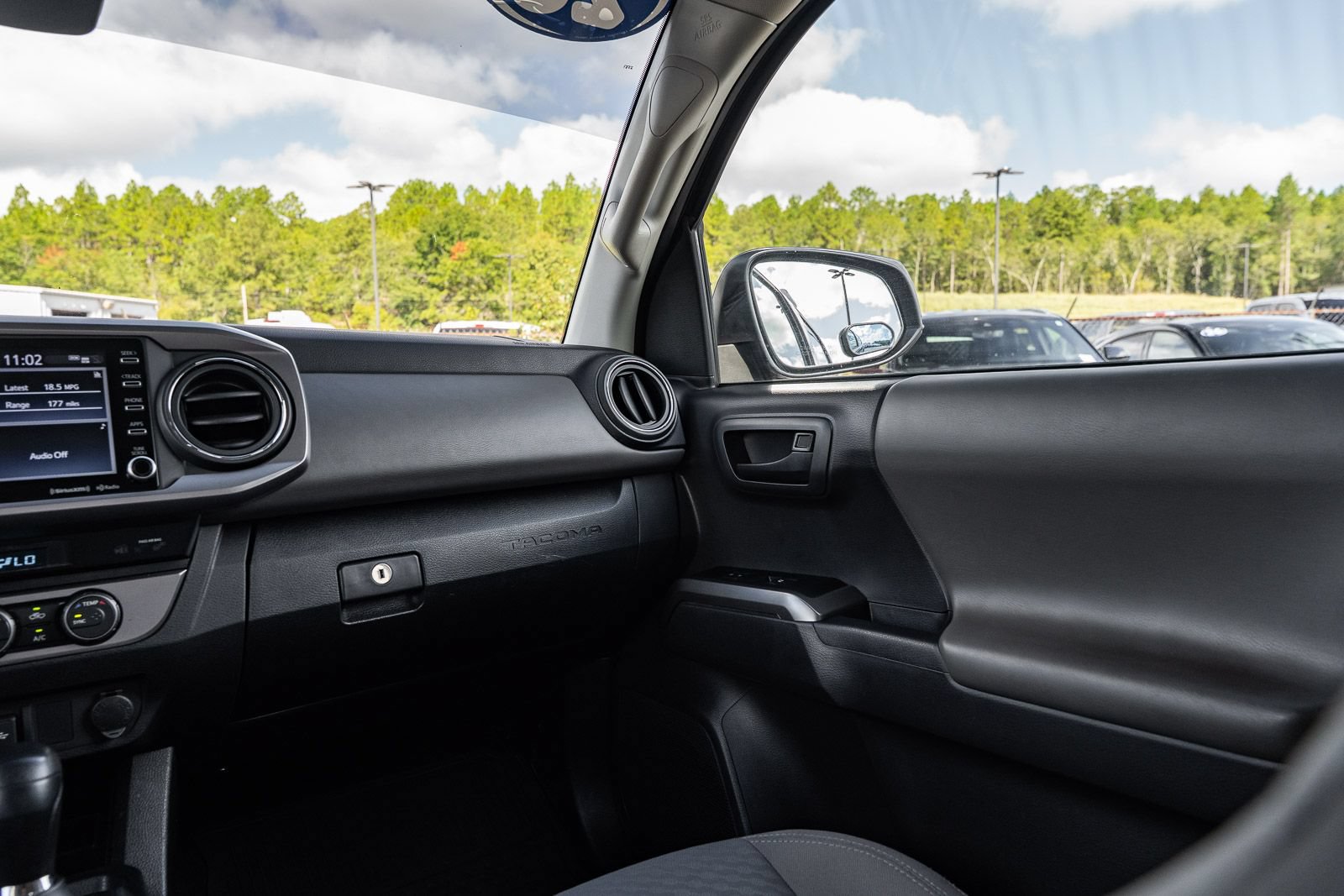 Used 2023 Toyota Tacoma SR5 RWD image 29